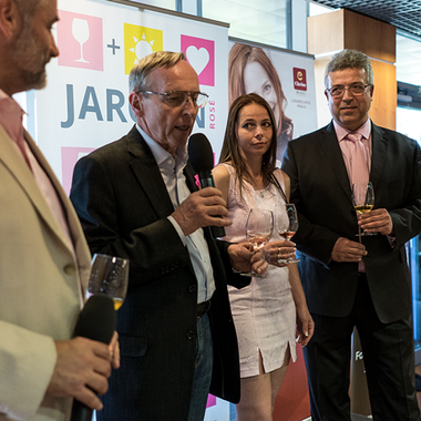 Business partners of the Vysočany Clarion enjoyed the best rosé wines