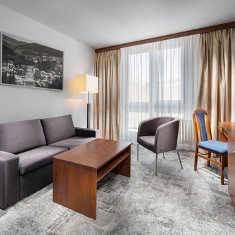 Pinia Hotel & Resort