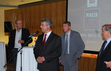 VEČER S CHUTÍ KÁVY A ORIENTU V HOTELU CLARION