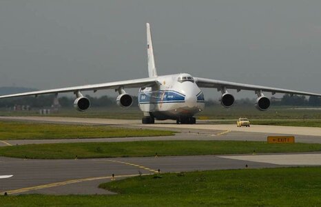 HRADECKÝ POHÁR VÍNA V HOTELU ČERNIGOV