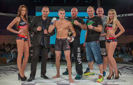 Olomouc Clarion hosts prestigious evening of cage fights
