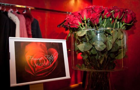 FEMME FATALE PARTY S LUCIÍ BÍLOU V BUDDHA BAR HOTEL PRAGUE