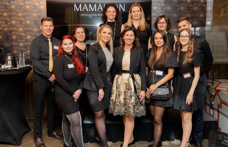 Böhmische Eleganz - Grand Opening des Mamaison Hotel Chain Bridge Budapest
