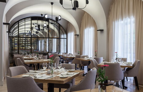 La Rotisserie Restaurant